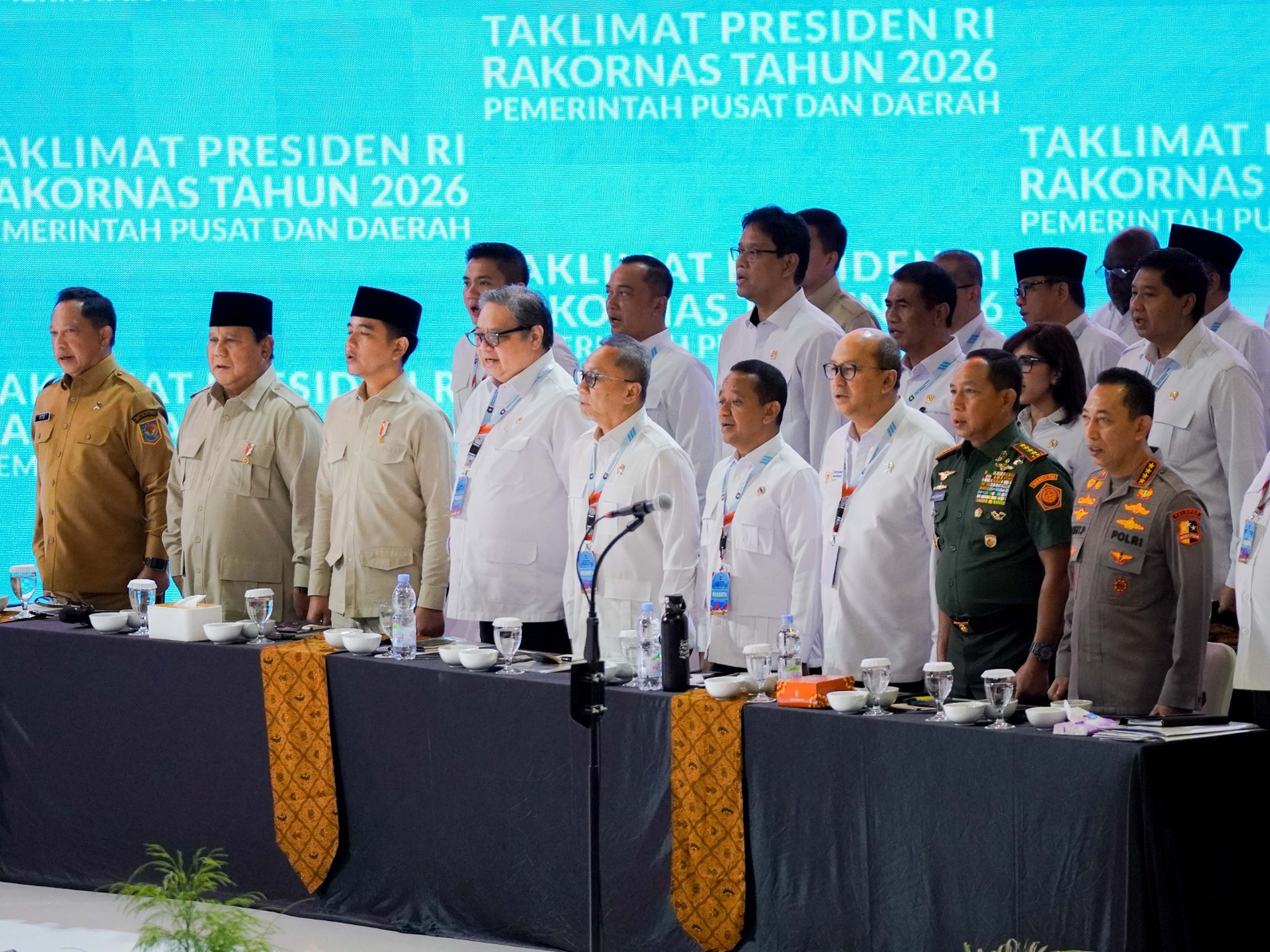 211945_menko-pangan-hadiri-rakornas-2026-pemerintah-perkuat-sinergi-pusat–daerah_20260203134147.jpeg