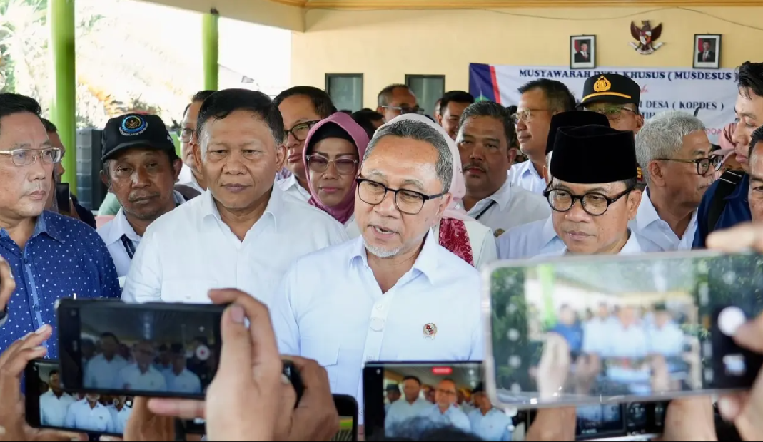 100925_kebut-revisi-aturan-sampah-jadi-listrik-menko-zulkifli-hasan-minta-pemda-bersiap_20250722115043.png