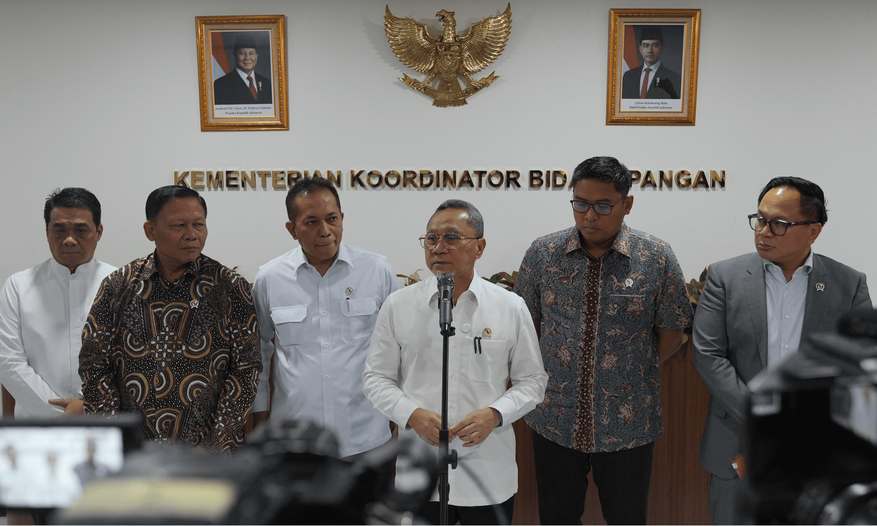 103073_zulhas-30-mei-musdessus-ditarget-rampung-untuk-kopdes-merah-putih_20250614162120.png