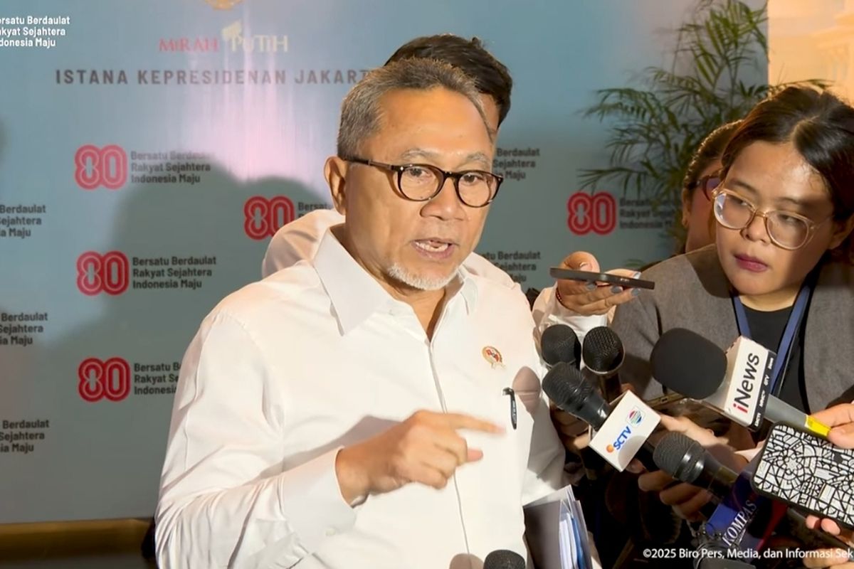 193664_kopdes-merah-putih-belum-bisa-pinjam-modal-ke-bank-zulhas-jelaskan-penyebabnya_20250827125605.jpg