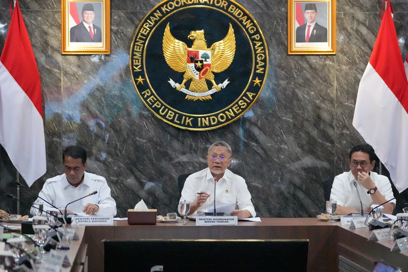 202206_waswas-harga-pangan-tak-stabil-menko-zulhas-tambah-cadangan-beras-2026_20260106111123.jpg