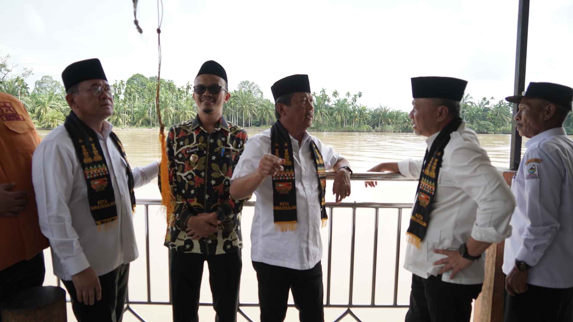 228534_zulhas-dorong-peran-kota-subulussalam-dalam-rantai-pasok-aceh-hingga-sumut_20260114151915.jpg