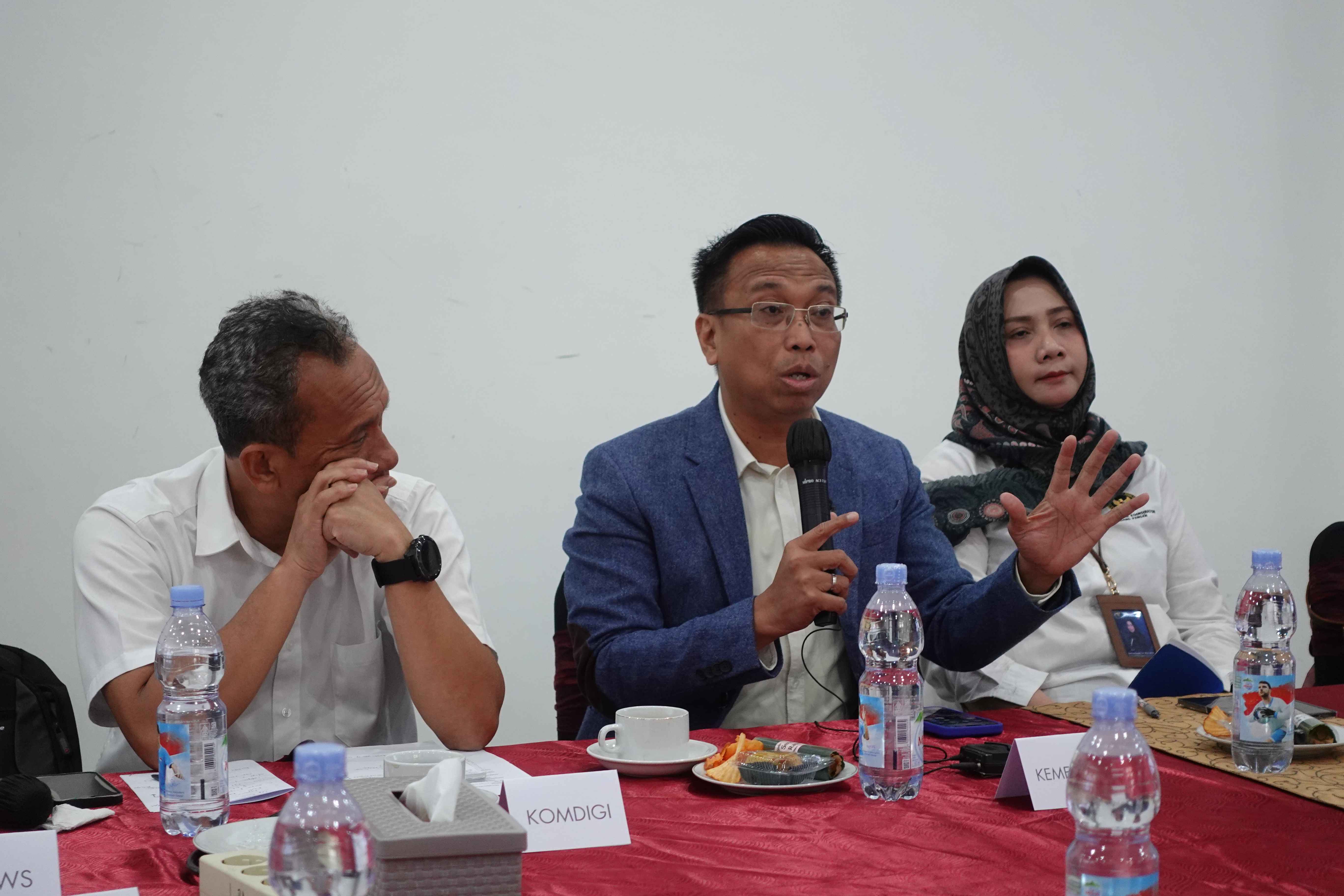 418586_kdmp-serap-hingga-1-4-juta-lapangan-kerja-baru_20250729171400.jpg