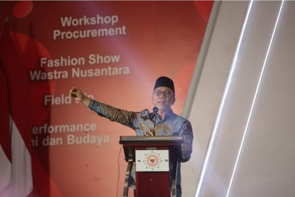 55422_zulhas-tutup-aoe-2025-tekankan-pentingnya-ekosistem-pemberdayaan-masyarakat_20250911115413.png