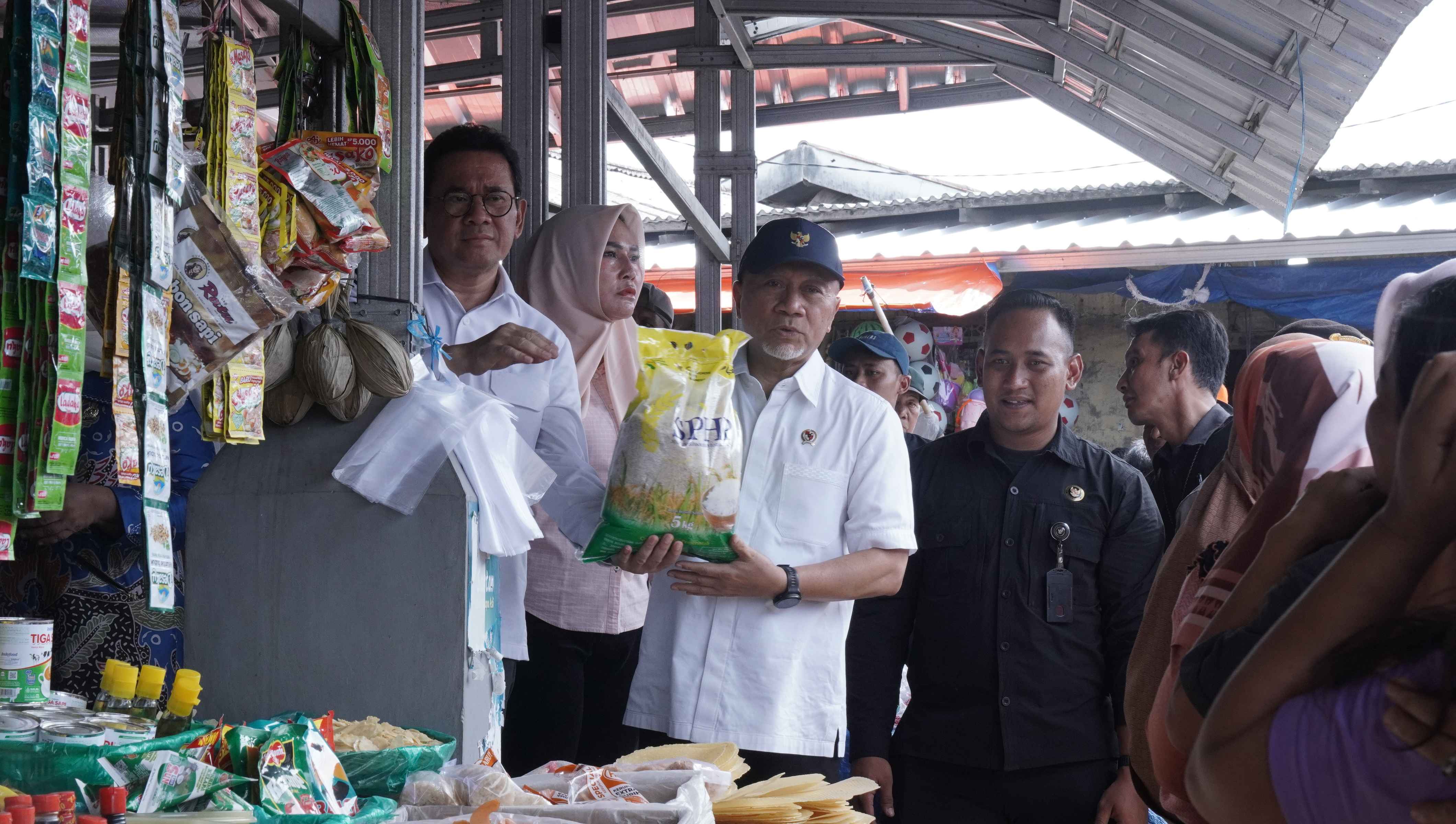 685445_stok-dan-stabilitas-harga-sembako-dipastikan-aman-hingga-lebaran-2026_20260107095559.jpg