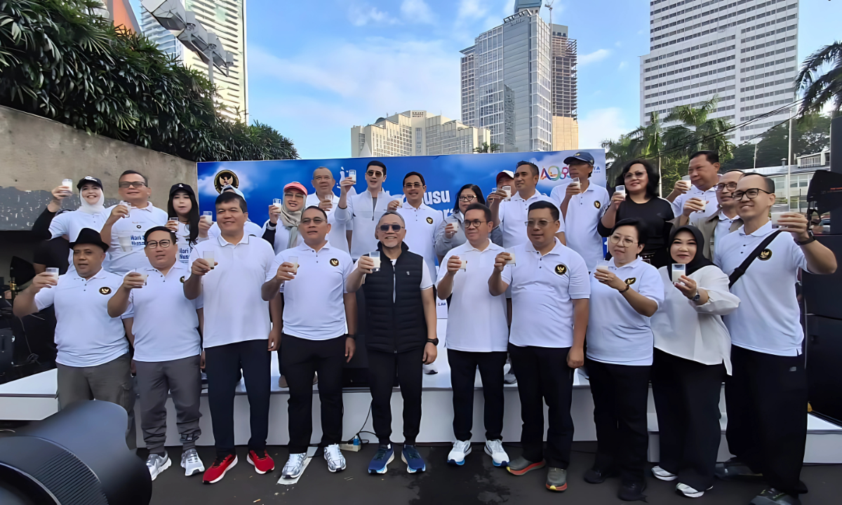 702121_zulhas-tak-ada-lagi-batasan-impor-sapi-hidup_20250615180712.png