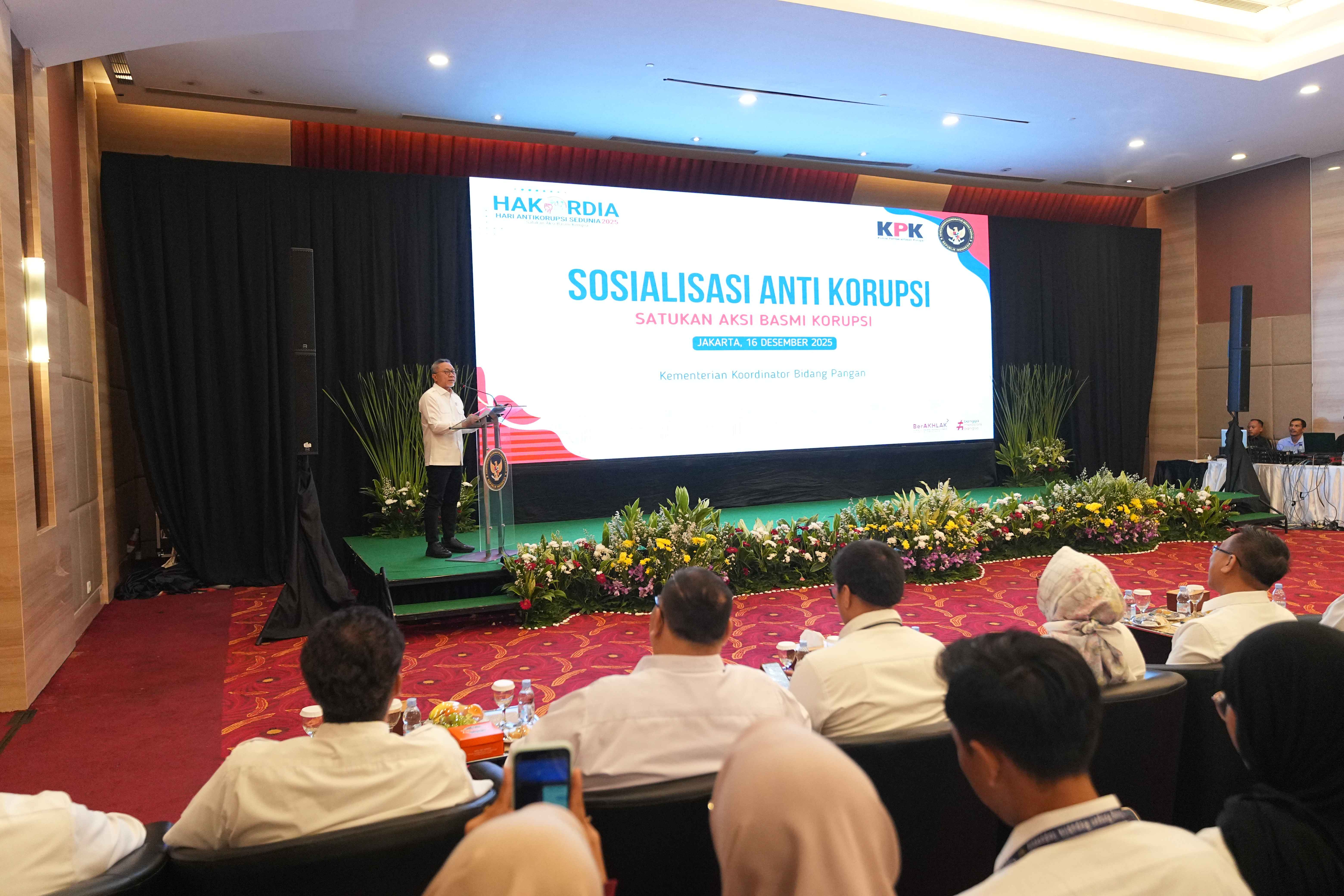 737590_zulhas-minta-kpk-kawal-program-mbg-jangan-sampai-bocor_20251218100430.jpg