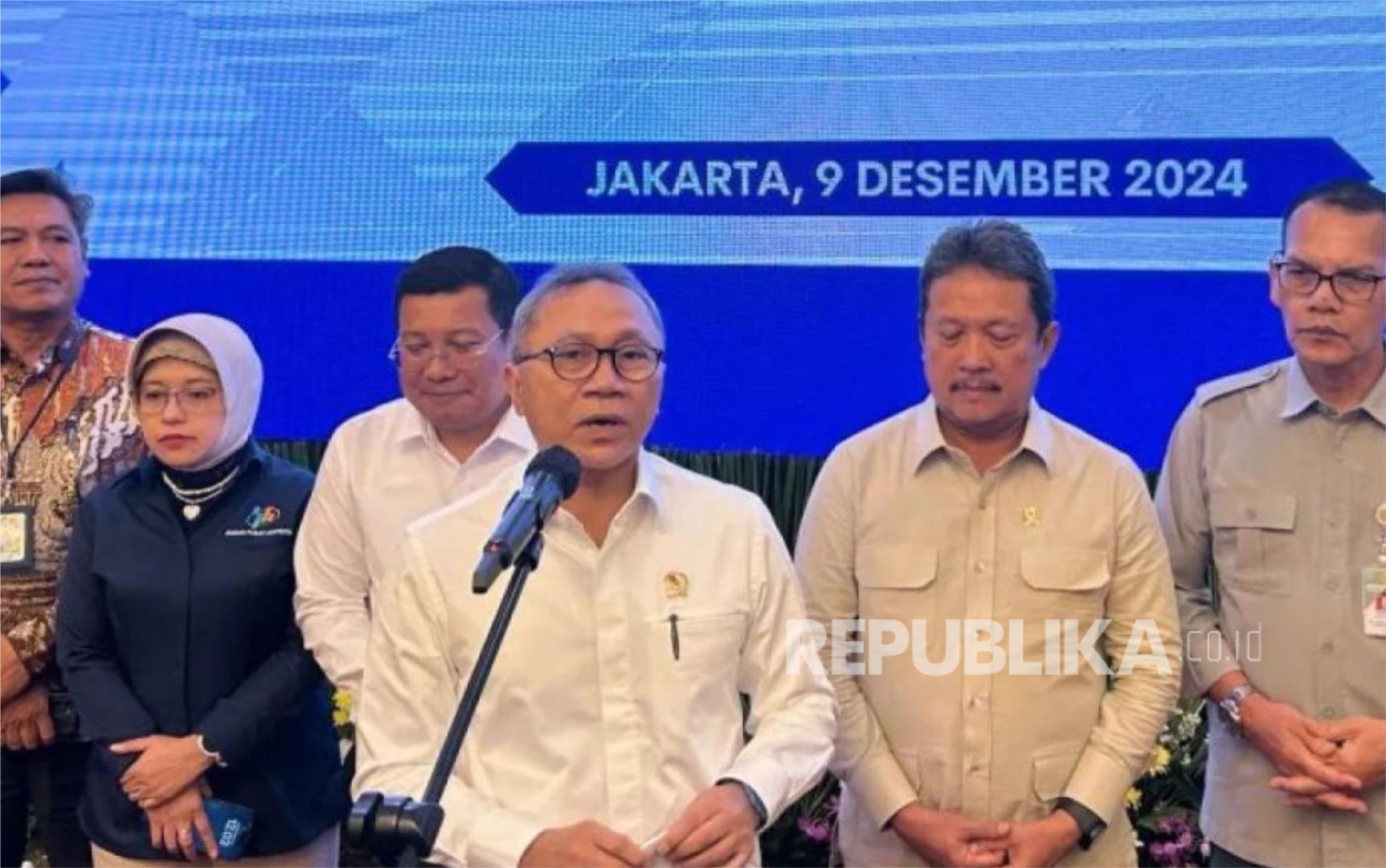 932220_menko-zulhas-ri-tak-impor-beras-dan-gula-konsumsi-pada-2025_20241224164701.png