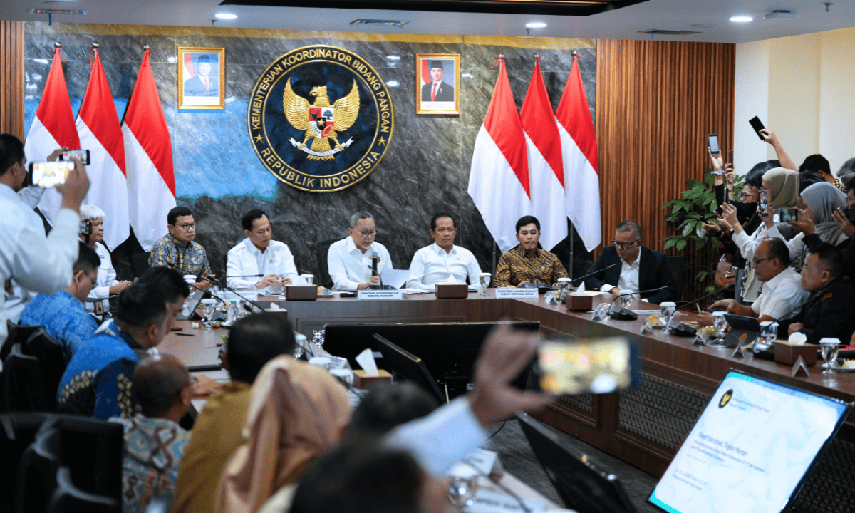 151665_rapat-koordinasi-terbatas-penanganan-kontaminasi-radioaktif-cesium-137_20251006182120.png