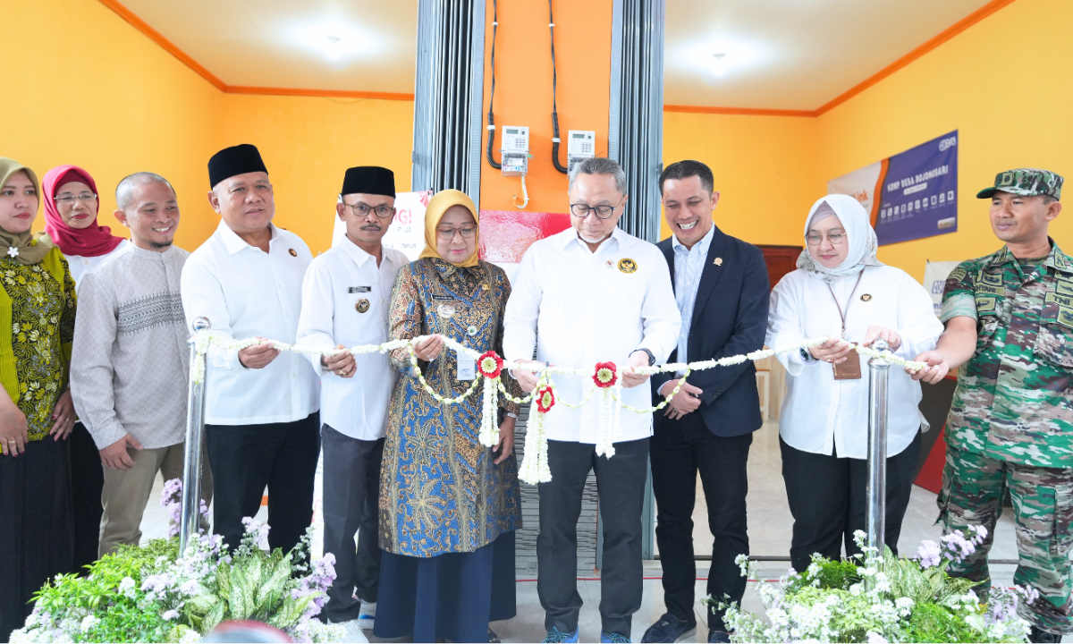 201200_kunjungan-kerja-menko-bidang-pangan-zulkifli-hasan-ke-kebumen-jawa-tengah_20250925170634.png