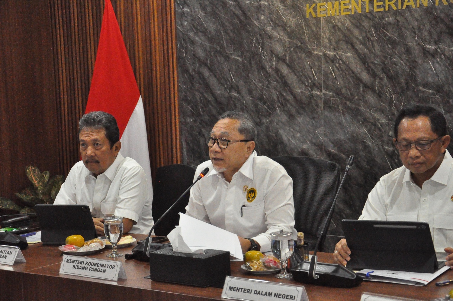 491262_rakor-satgas-kopdes-persiapan-peluncuran-kelembagaan-80-000-kdmp-kkmp_20250727181906.jpeg