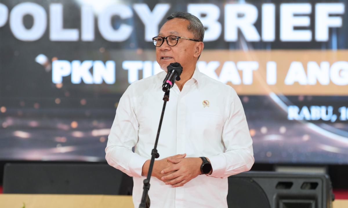 723643_penyerahan-policy-brief-tata-kelola-makan-bergizi-gratis-untuk-mewujudkan-sdm-unggul-menuju-indonesia-emas-2024_20251006152900.png