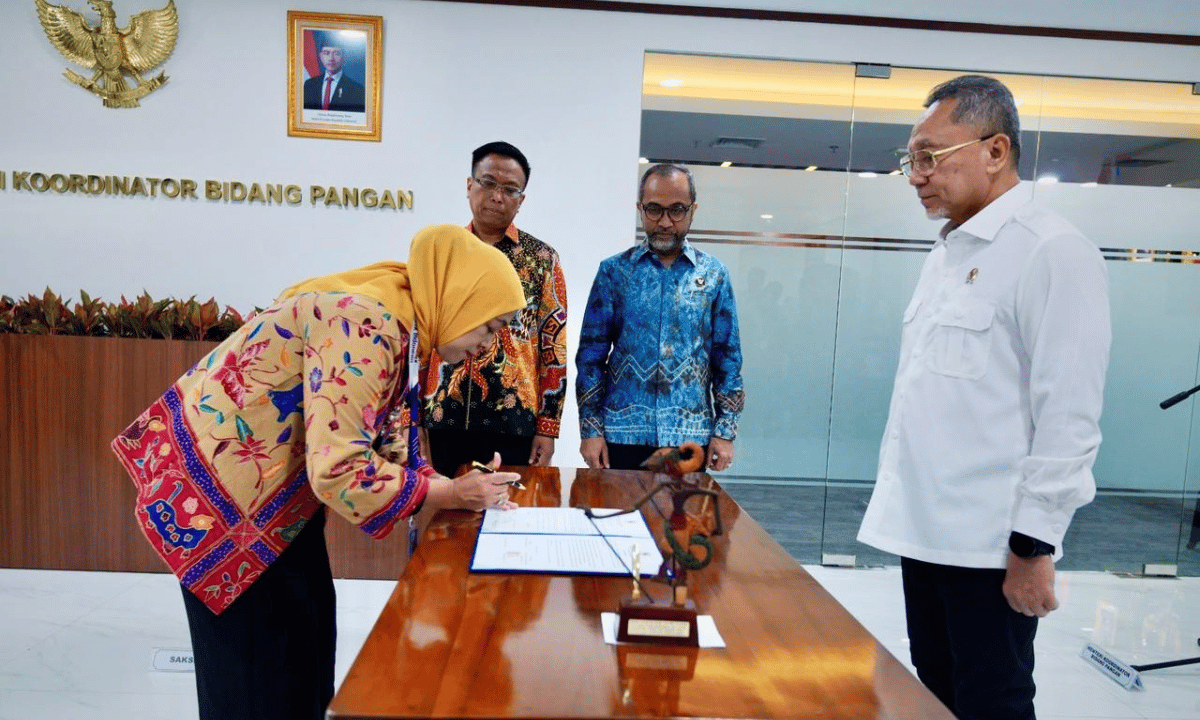 736173_menko-pangan-melantik-pejabat-pimpinan-pratama-untuk-posisi-assisten-deputi-peningkatan-daya-saing-sumber-daya-maririm-di-lingkungan-kemenko-pangan_20260105142430.png